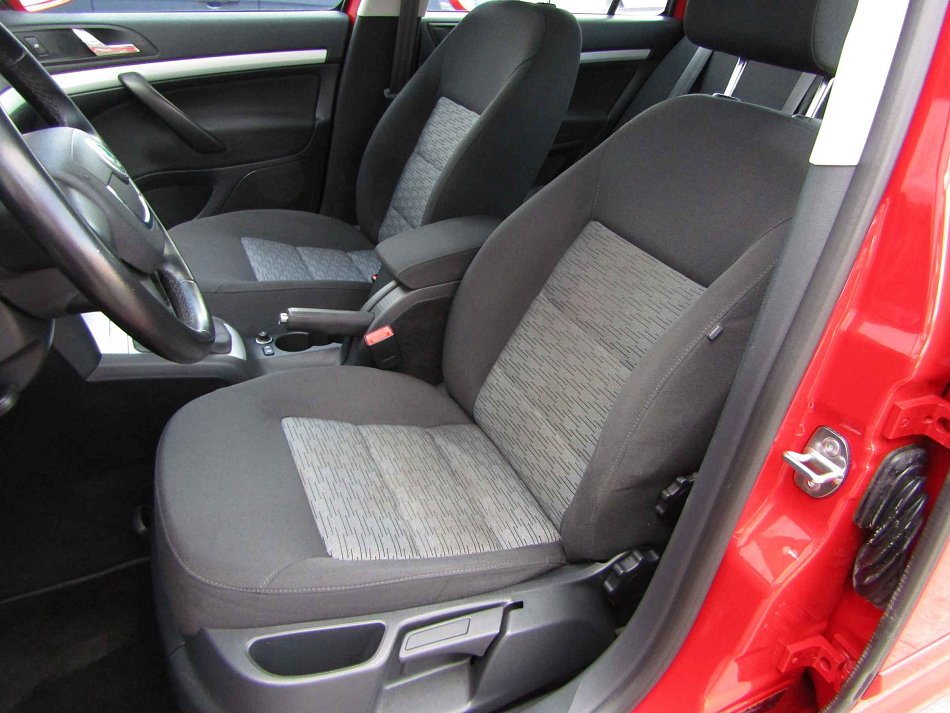 Škoda Octavia II 1.2 TSi Ambiente