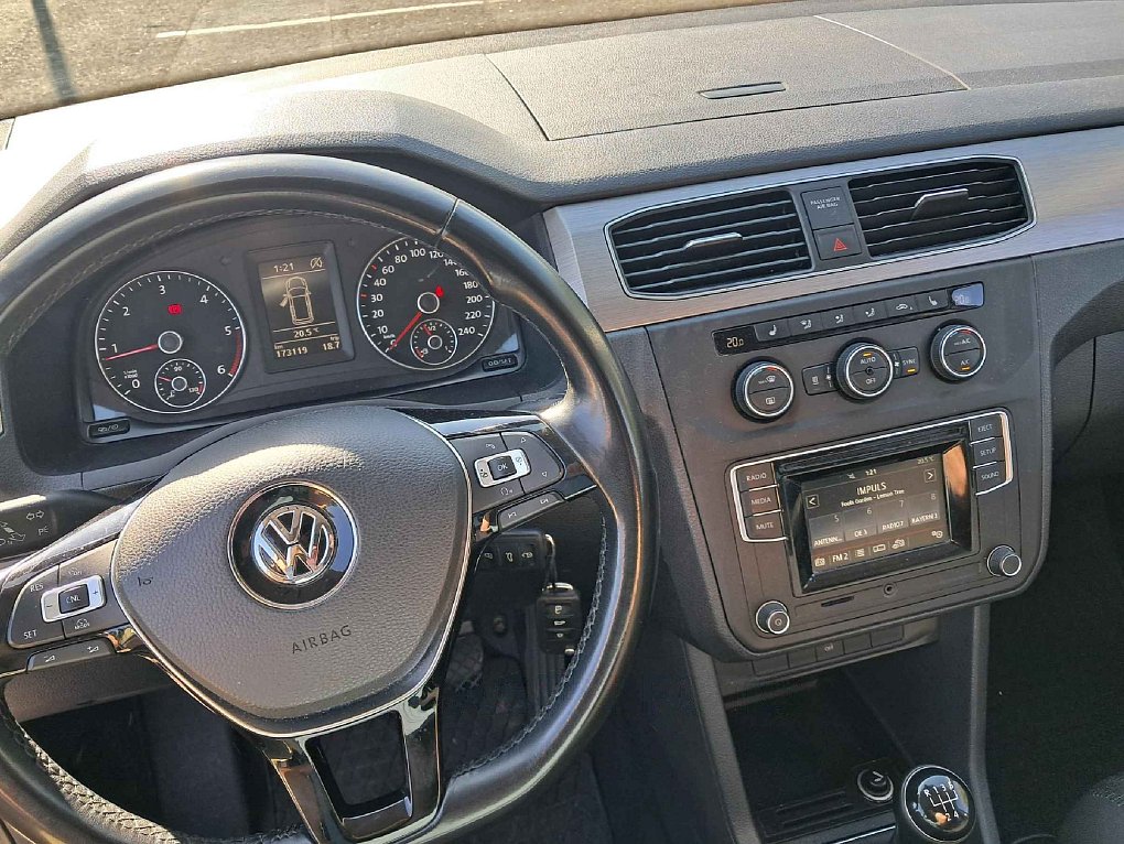 Volkswagen Caddy 2.0TDi Comfortline MAXi 7míst
