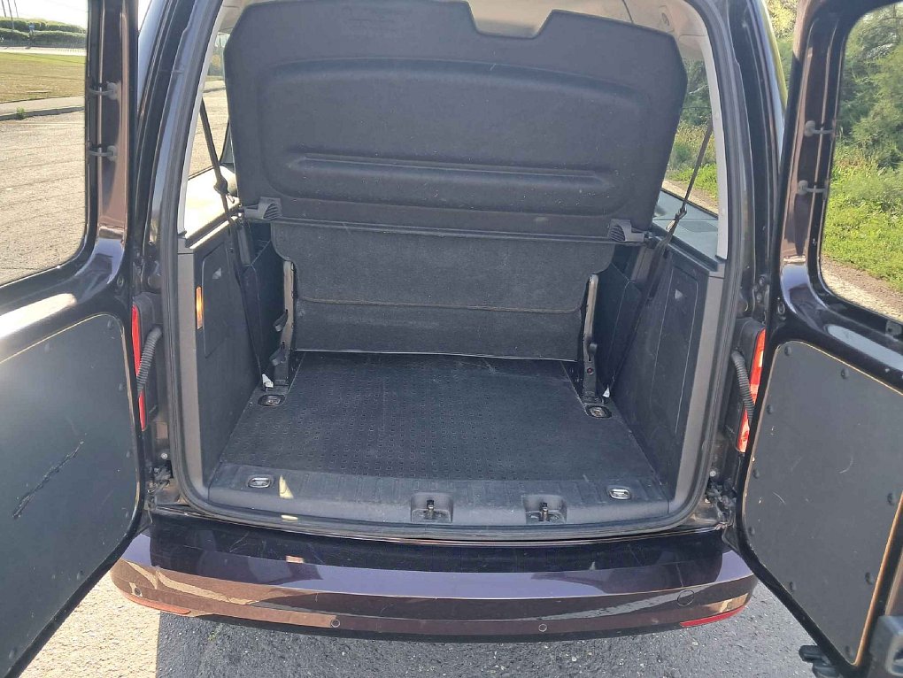 Volkswagen Caddy 2.0TDi Comfortline MAXi 7míst