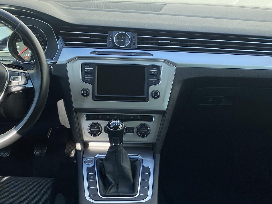 Volkswagen Passat 2.0 TDi Comfortline