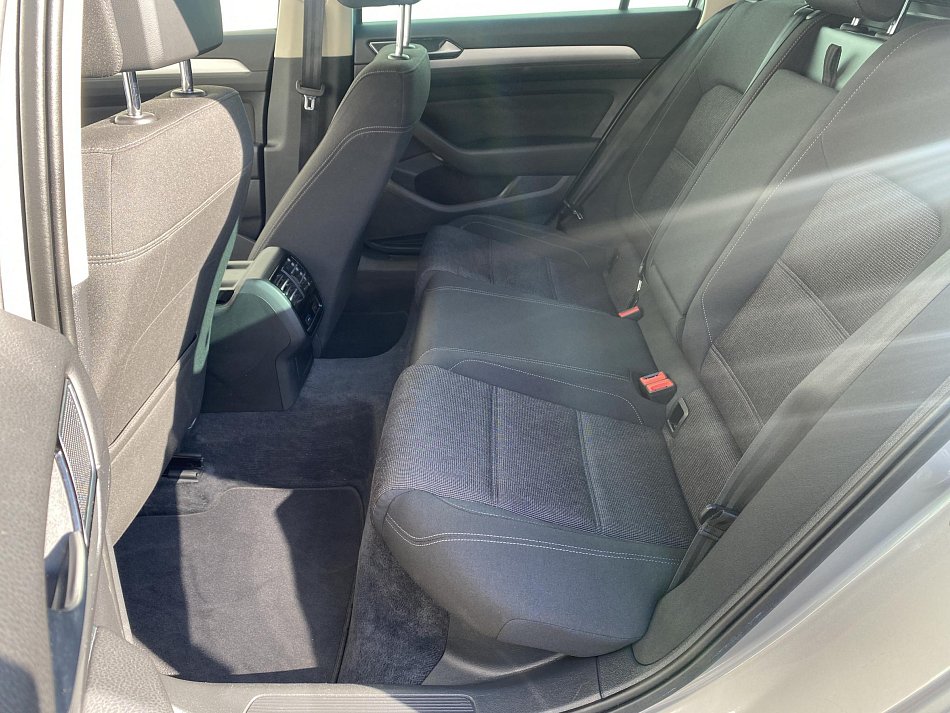 Volkswagen Passat 2.0 TDi Comfortline