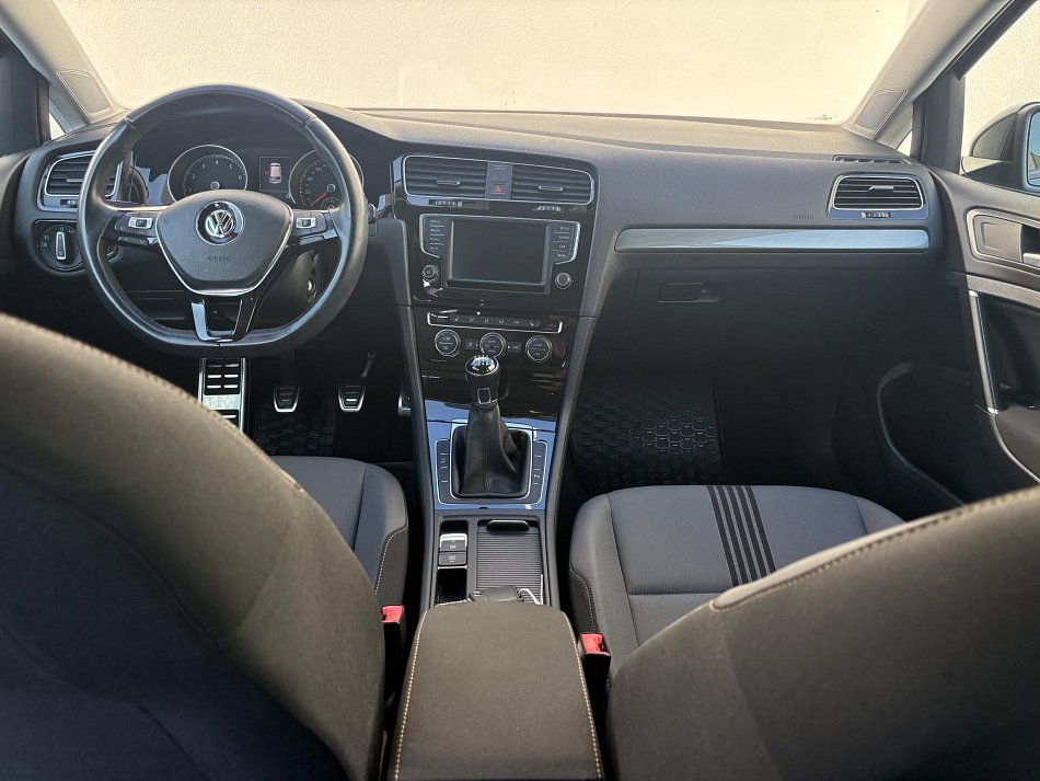 Volkswagen Golf 1.2 TSi Allstar