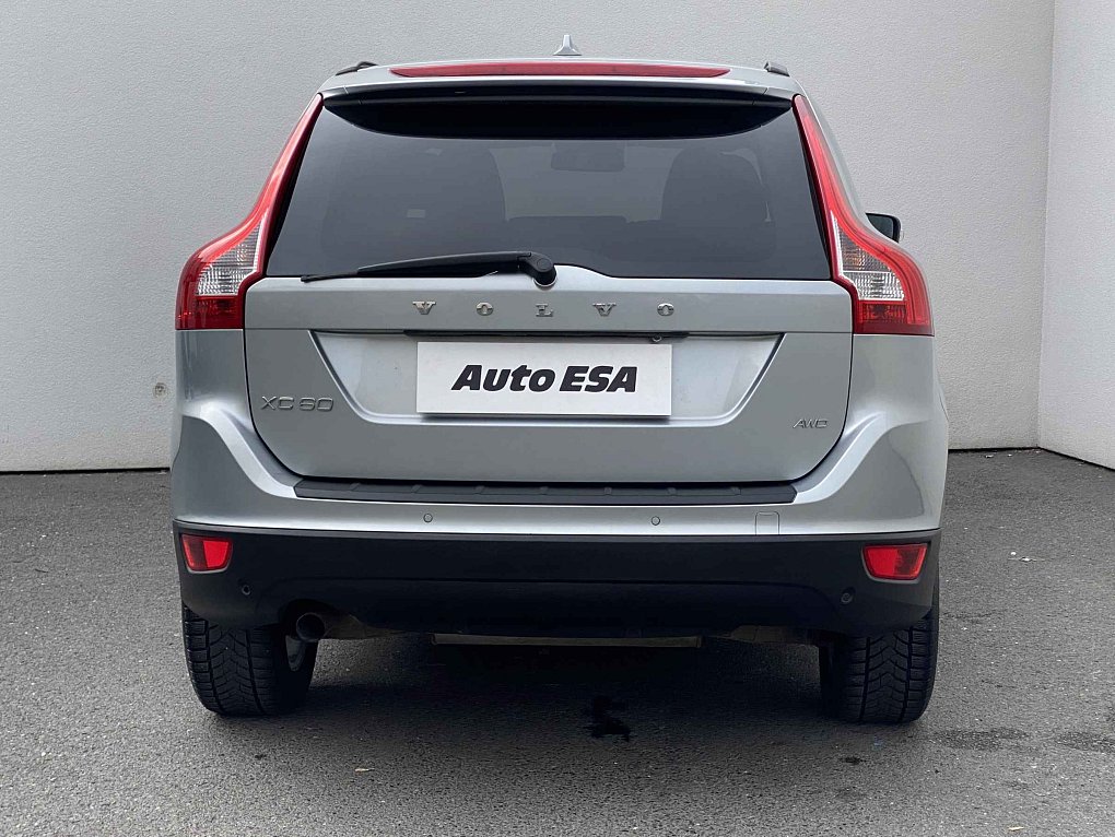 Volvo XC60 2.4 D5 Summum 4WD