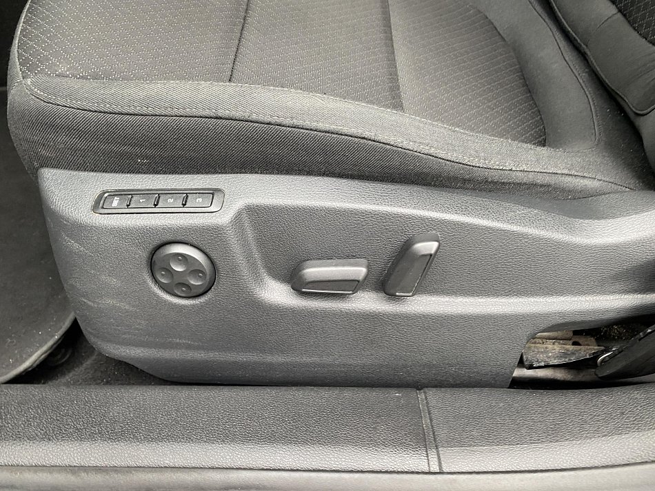 Škoda Superb II 2.0 TDi Ambition