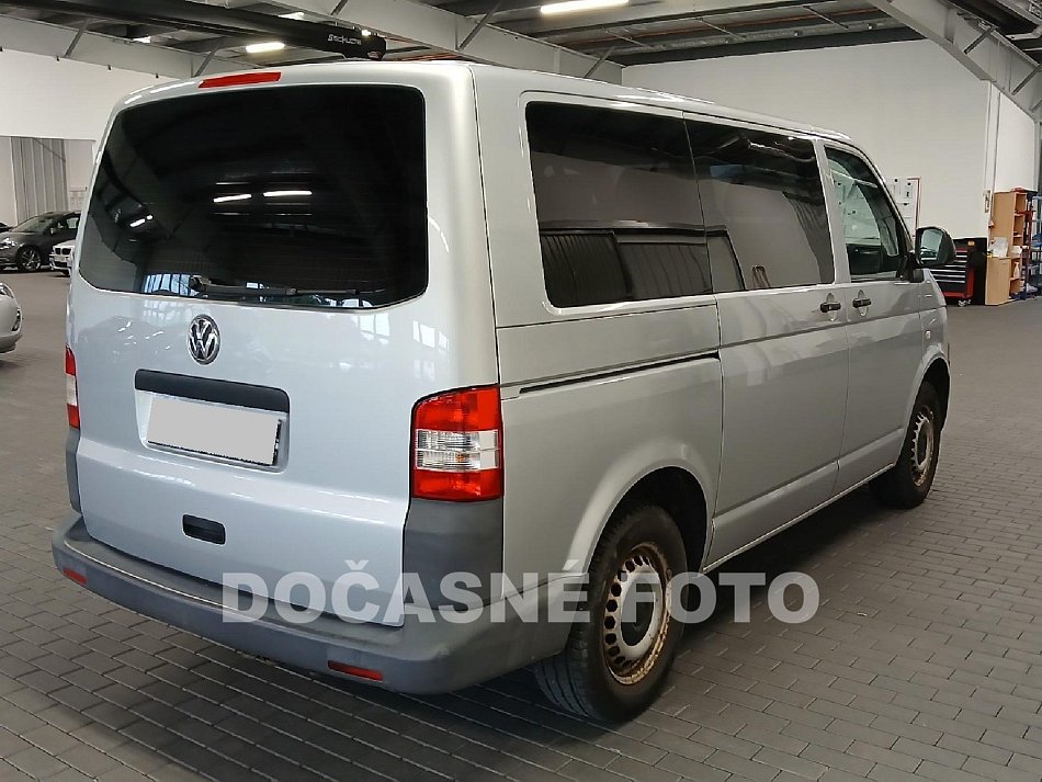 Volkswagen Transporter 2.0 TDi  9míst