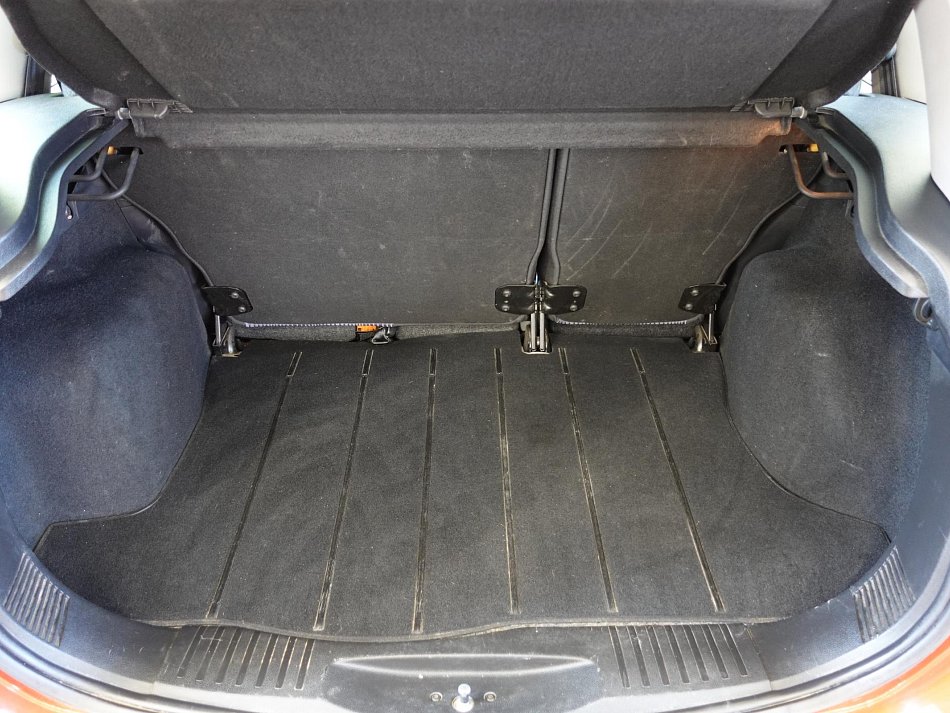 Ford Fusion 1.4 16V 