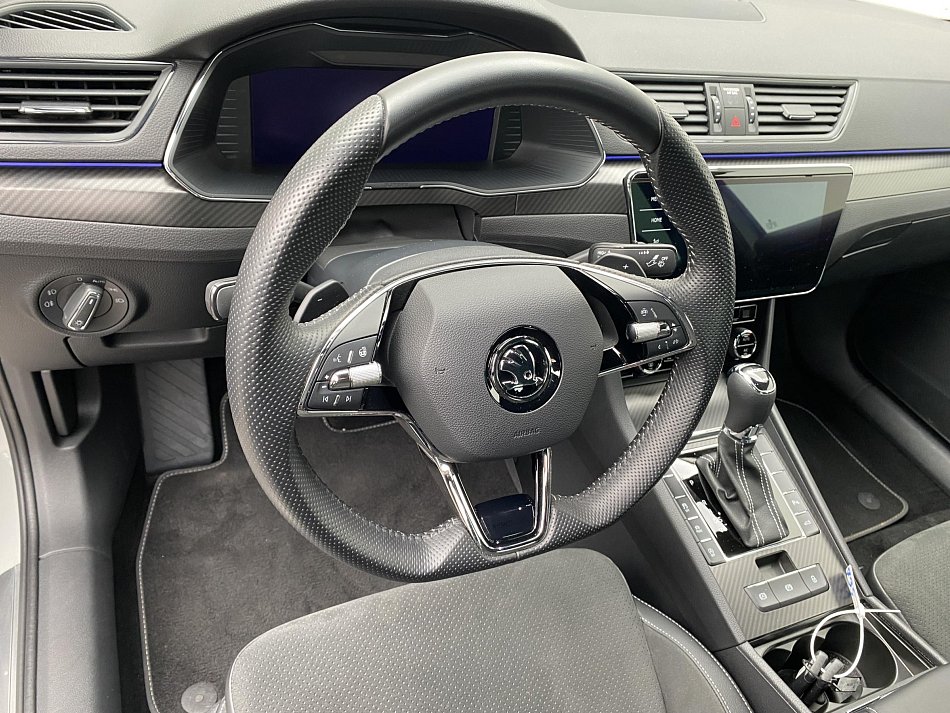 Škoda Superb III 2.0 TDi SportLine 4X4