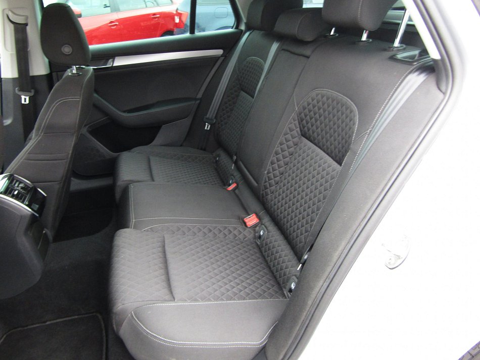 Škoda Superb III 2.0 TDi 