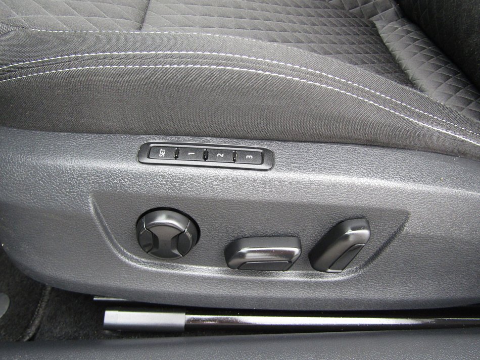 Škoda Superb III 2.0 TDi 