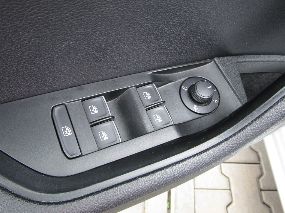 Škoda Superb III 2.0 TDi 