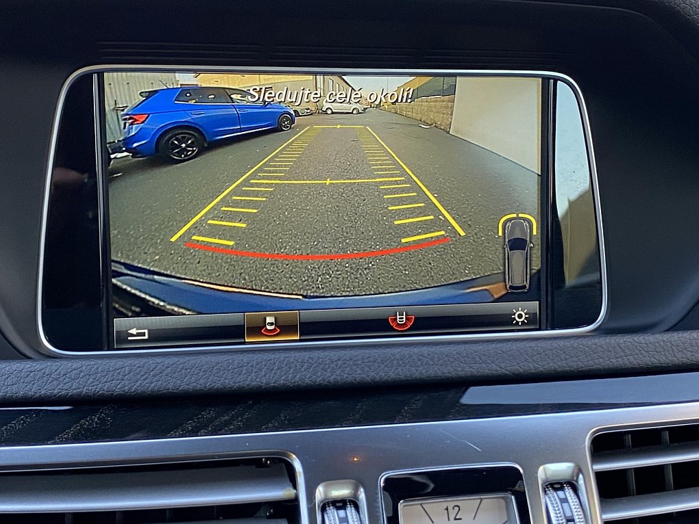 Mercedes-Benz Třída E 3.0 CDi Avantgarde E350 4M