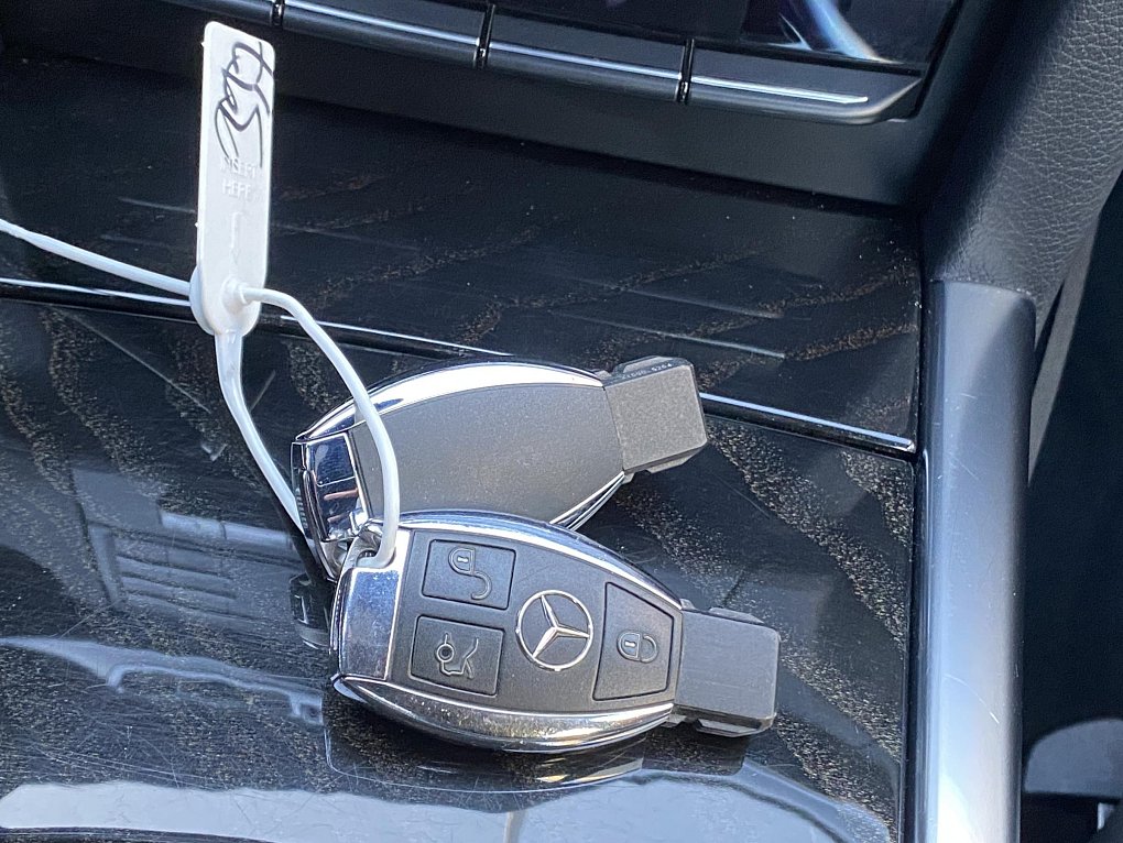 Mercedes-Benz Třída E 3.0 CDi Avantgarde E350 4M