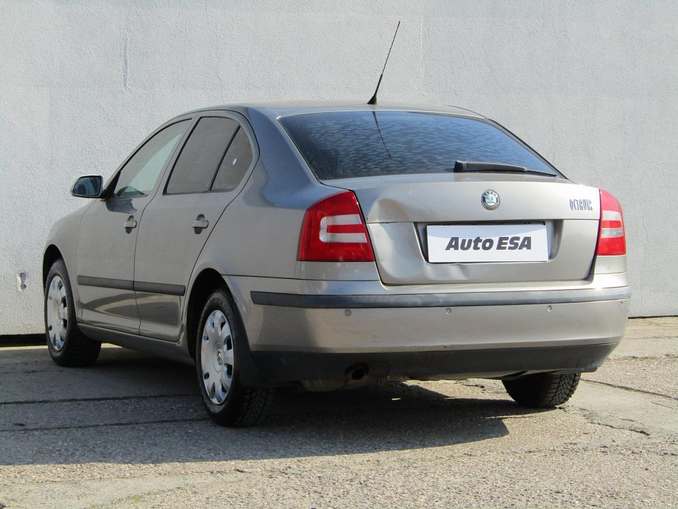 Škoda Octavia II 1.6i Ambition