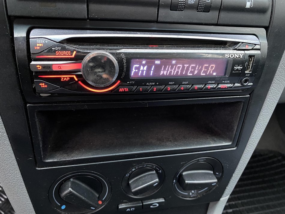 Škoda Octavia 1.6 i 