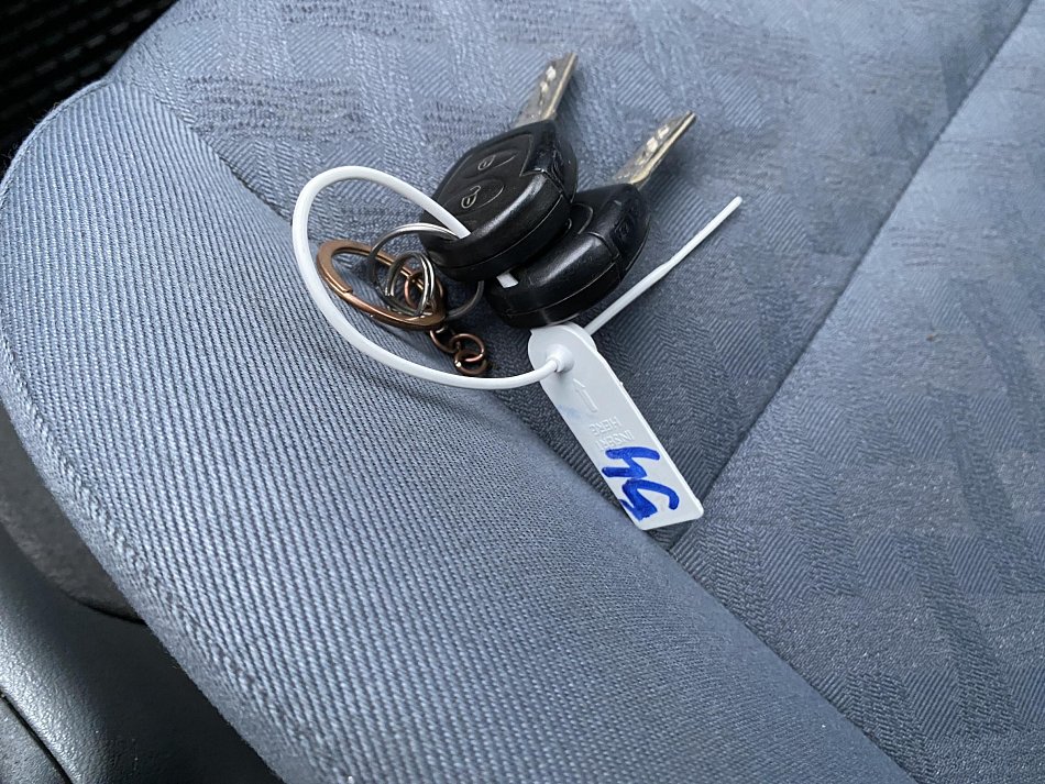 Škoda Octavia 1.6 i 