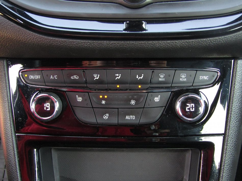 Opel Astra 1.2 T GS Line