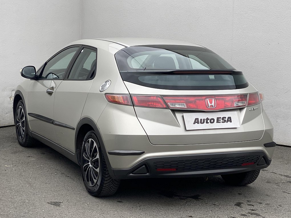 Honda Civic 1.3 i 