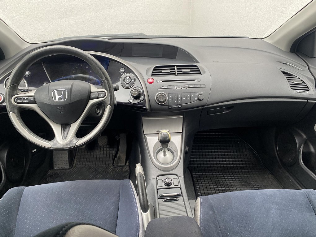 Honda Civic 1.3 i 