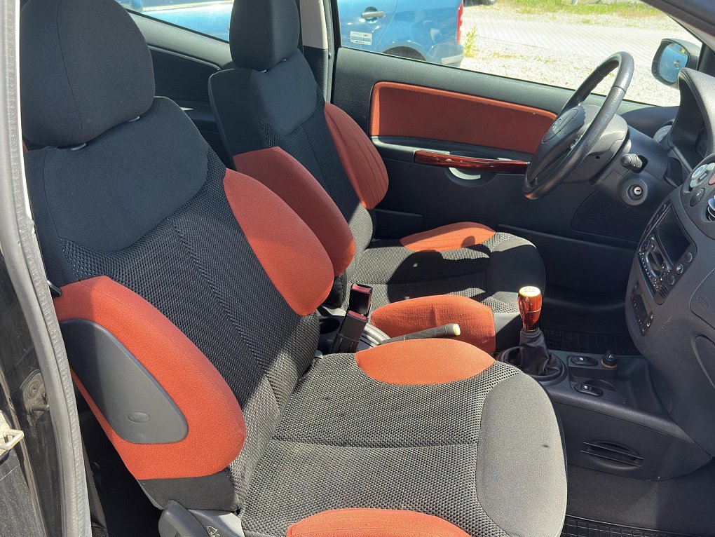 Citroën C2 1.4i 