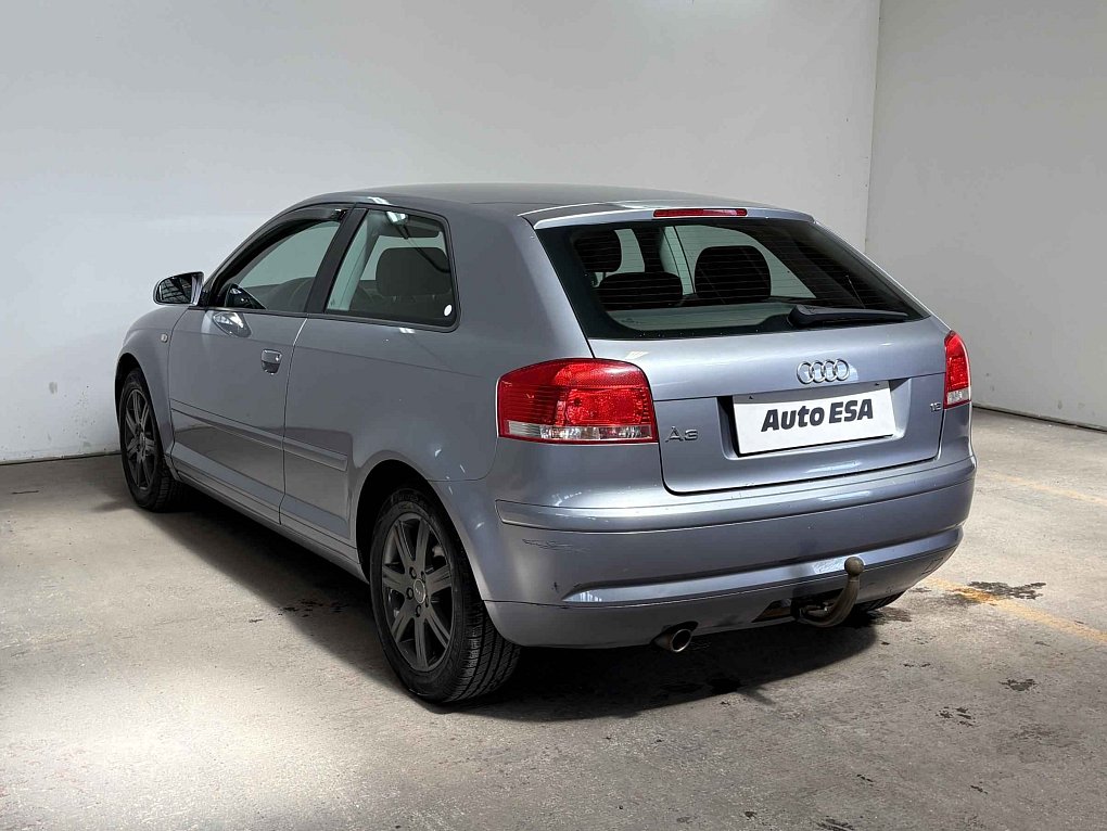 Audi A3 1.6i 