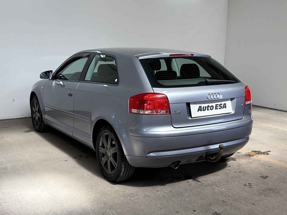 Audi A3 1.6i 
