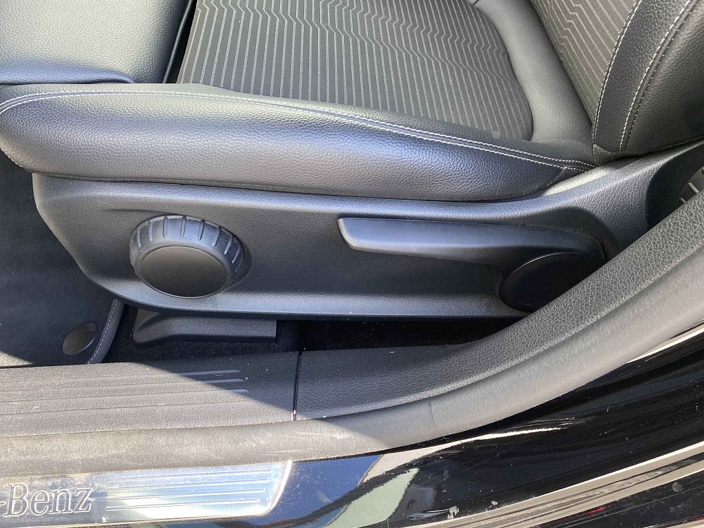 Mercedes-Benz Třída A 1.3 CGi  A 180