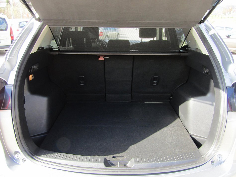 Mazda CX-5 2.0i  4x4