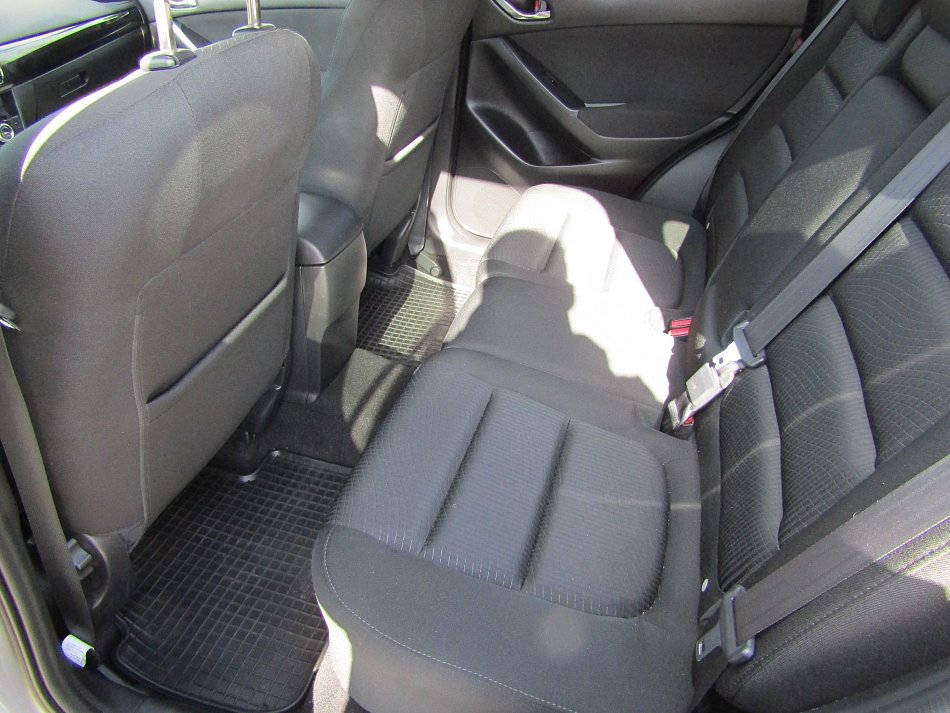 Mazda CX-5 2.0i  4x4