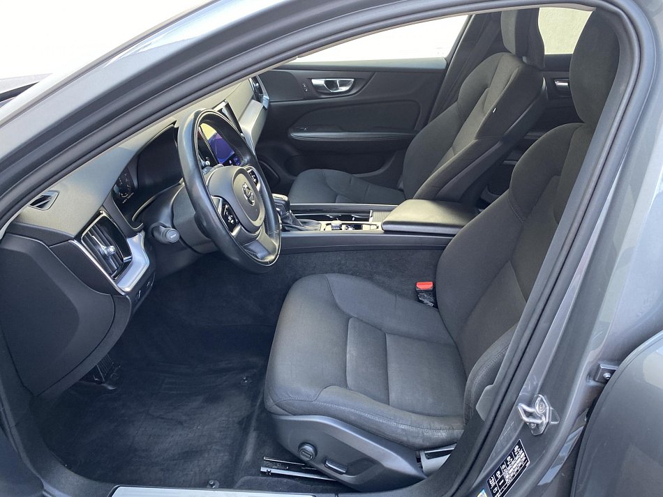 Volvo V60 2.0 D4 Momentum