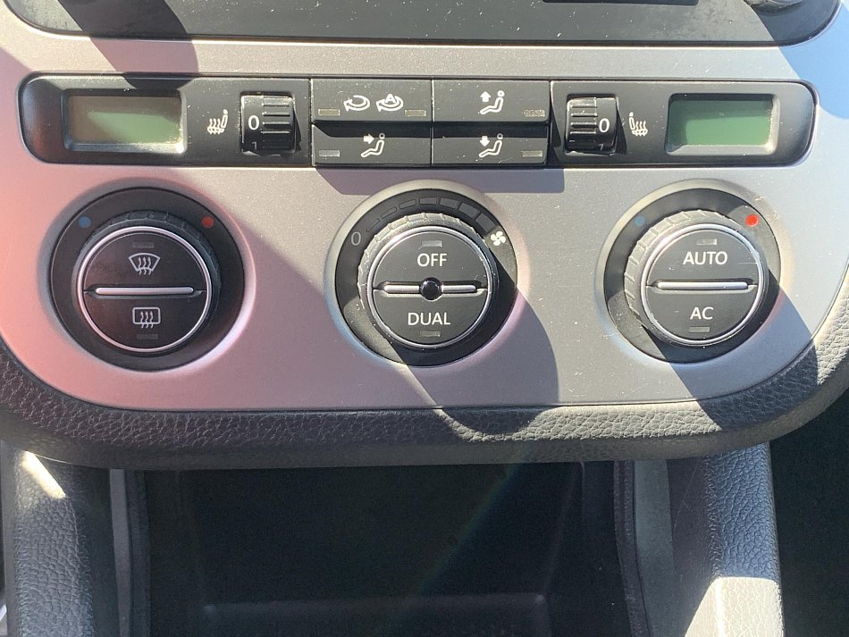 Volkswagen Scirocco 2.0TSi 