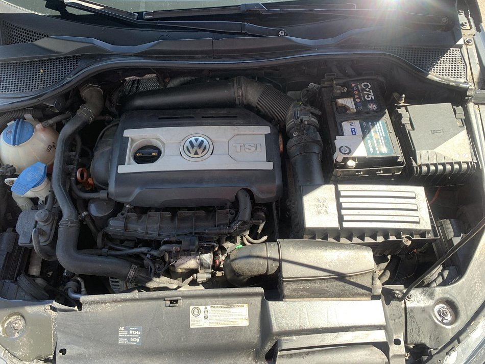 Volkswagen Scirocco 2.0TSi 