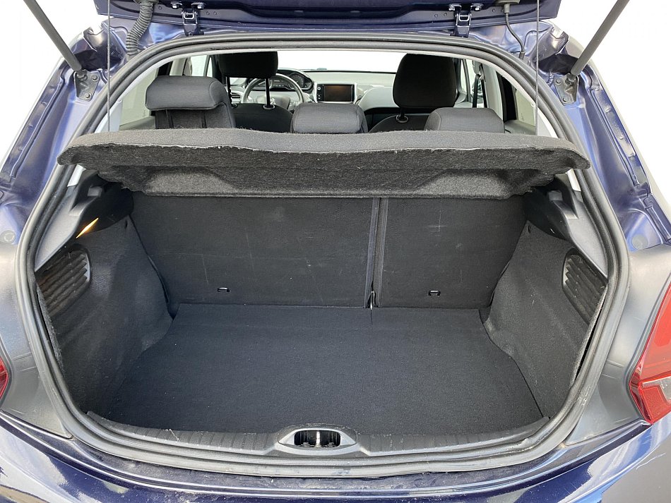 Peugeot 208 1.2i Style