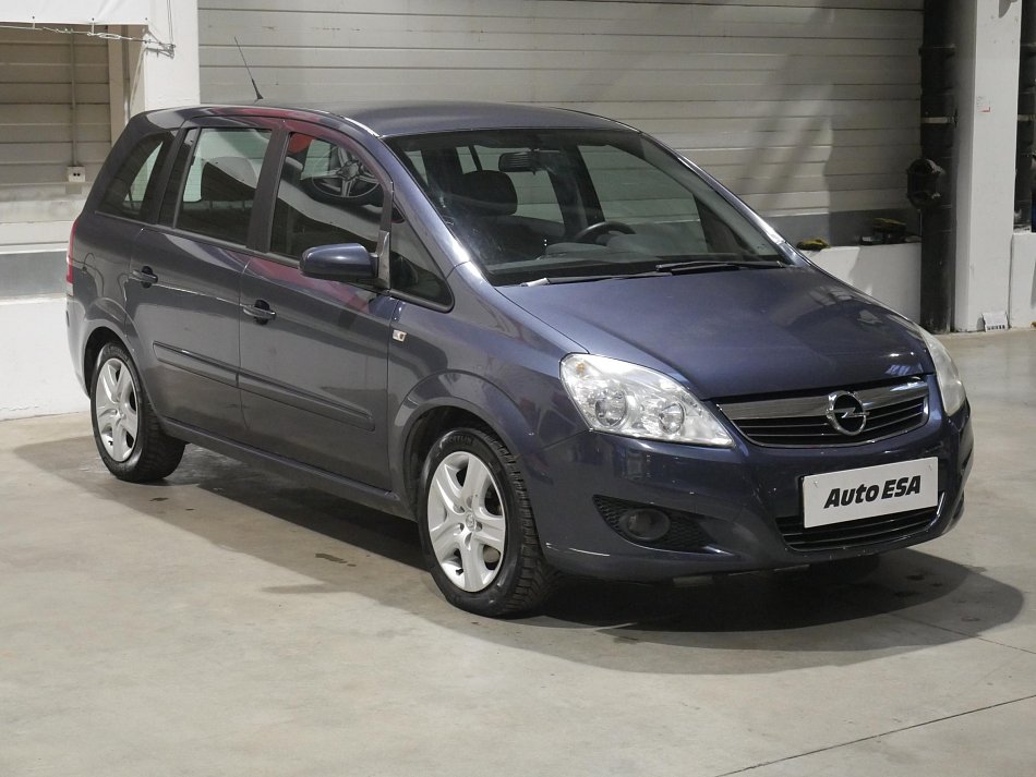 Opel Zafira 1.8 16V  7míst