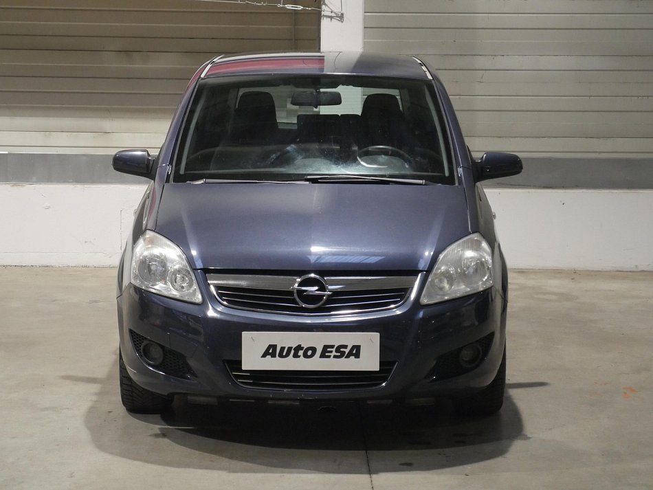 Opel Zafira 1.8 16V  7míst