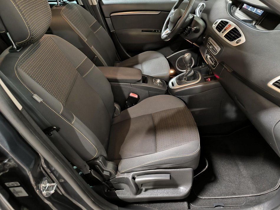 Renault Scénic 1.9dCi 