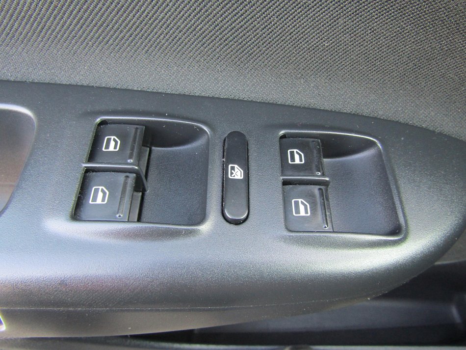 Škoda Octavia II 1.6TDI 