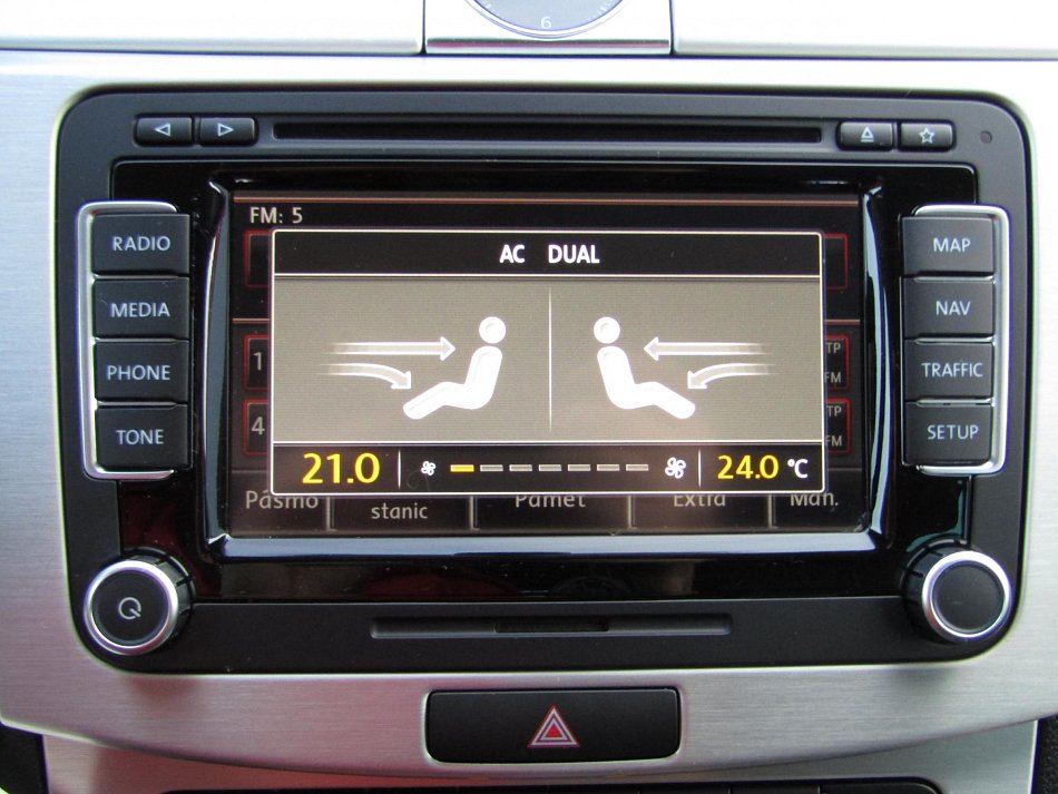 Volkswagen Passat CC 2.0 TDi 