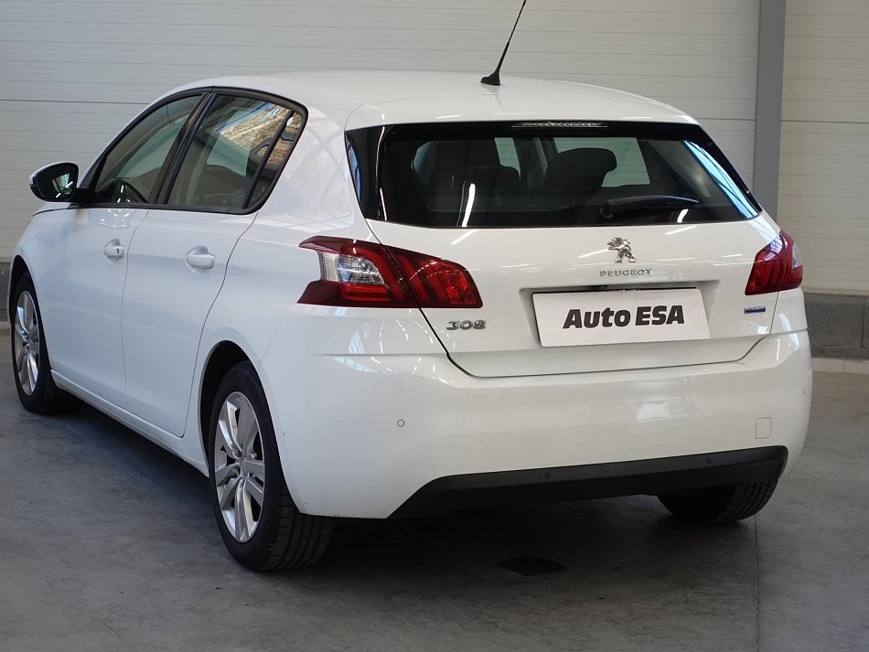 Peugeot 308 1.2PT 