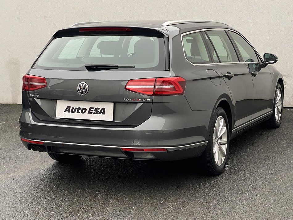 Volkswagen Passat 2.0 TDi Highline 4x4