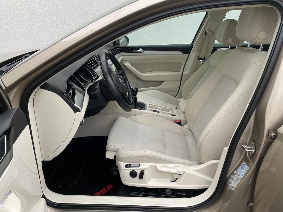 Volkswagen Passat 2.0TDI Comfortline