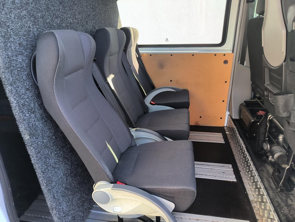 Renault Master 2.3dCi  L3H2 6míst