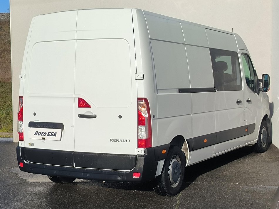 Renault Master 2.3dCi  L3H2 6míst