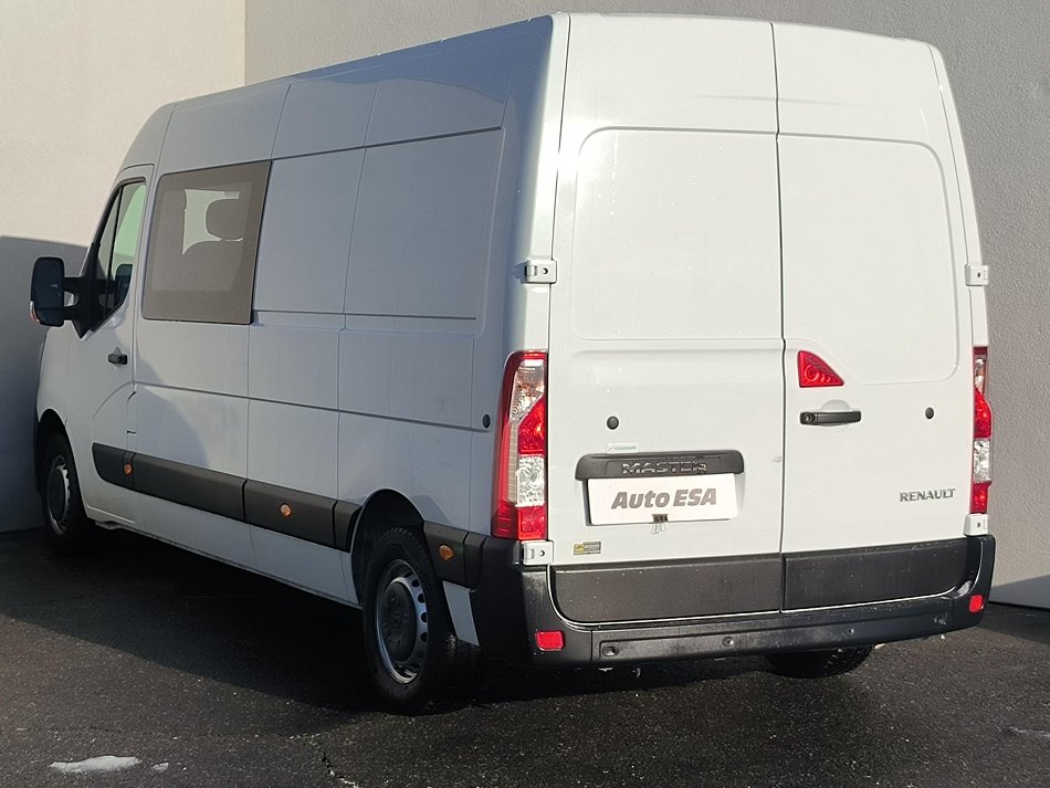Renault Master 2.3dCi  L3H2 6míst