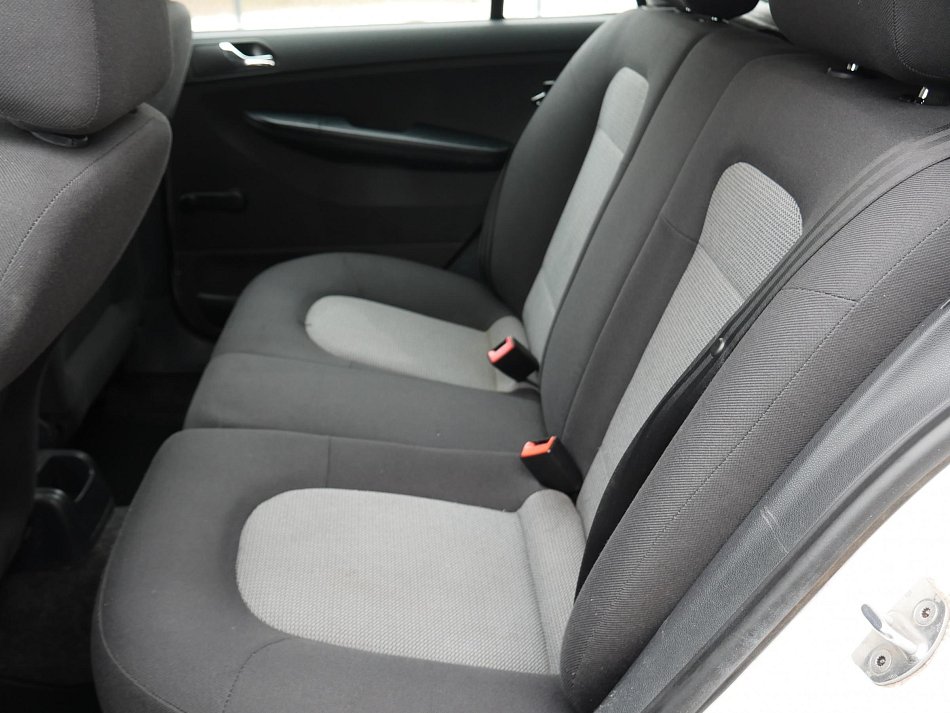 Škoda Fabia I 1.4 16V 