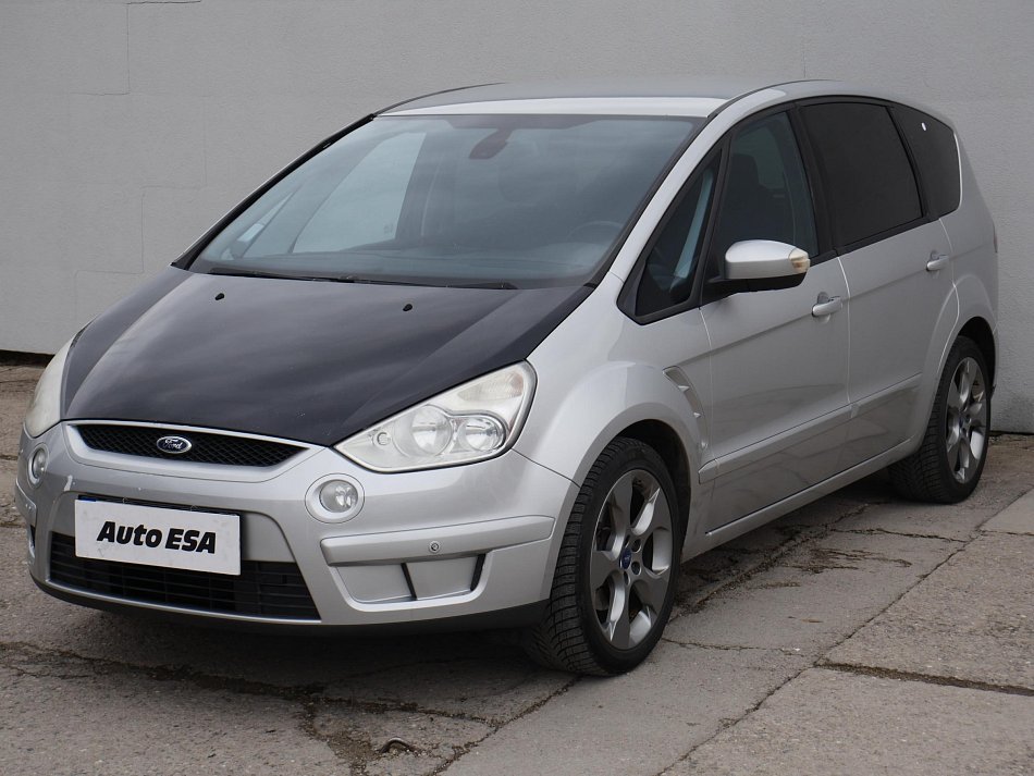 Ford S-MAX 2.0 i 
