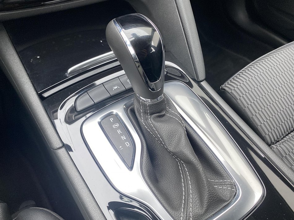 Opel Insignia 2.0 CDTi Bussines