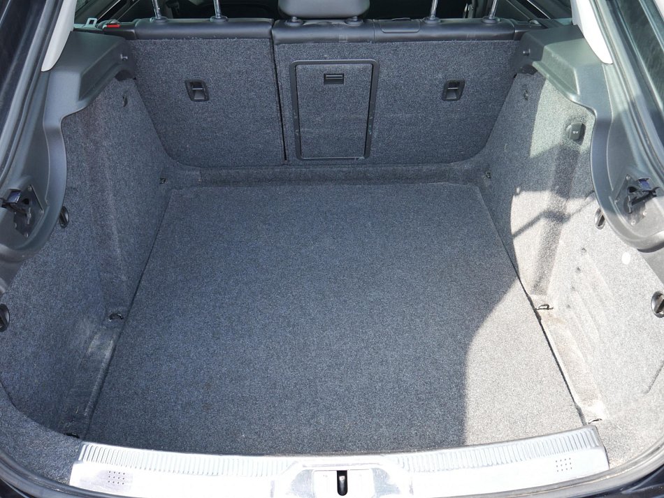 Škoda Superb II 2.0 TDi Elegance