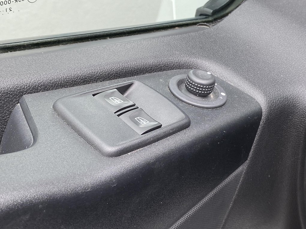 Renault Trafic 2.0dCi Cool L2H1