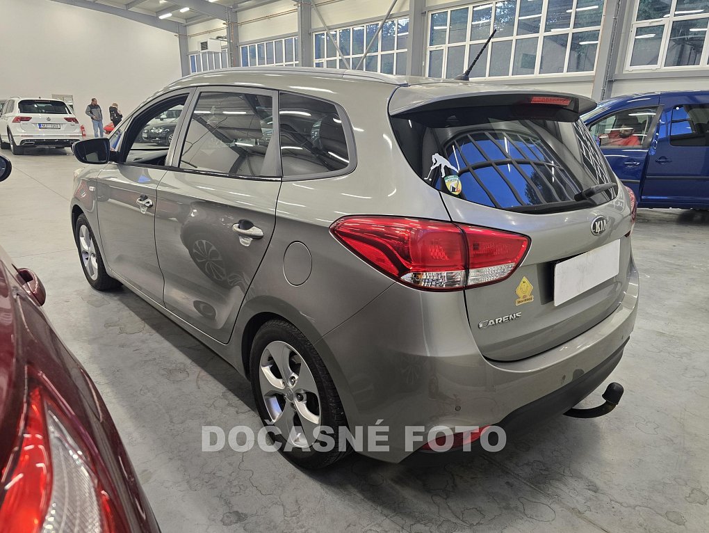 Kia Carens 1.6i 