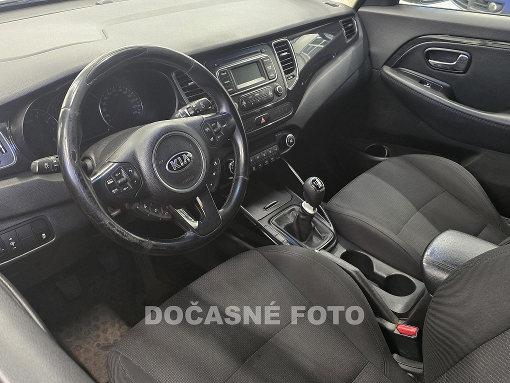 Kia Carens 1.6i 